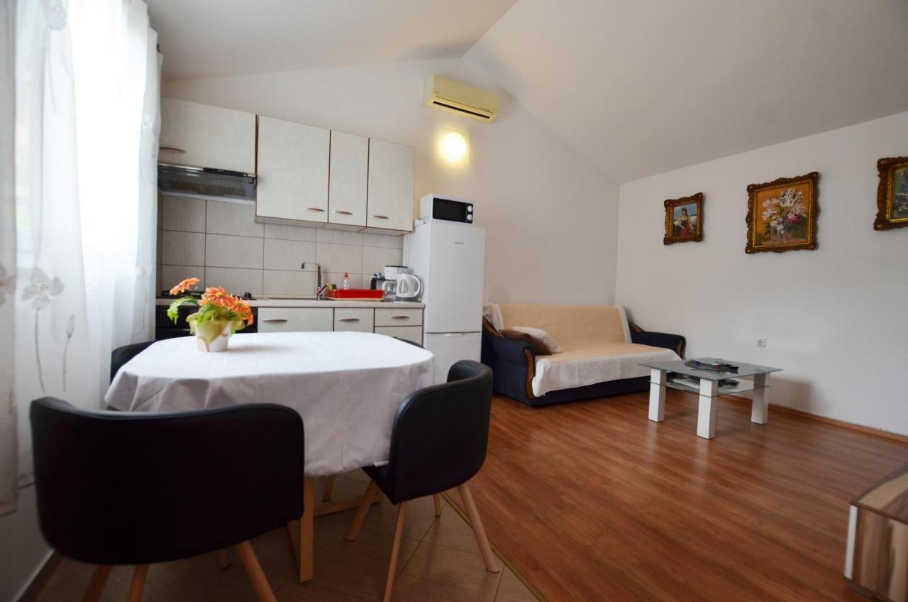Zminj Apartments Екстериор снимка