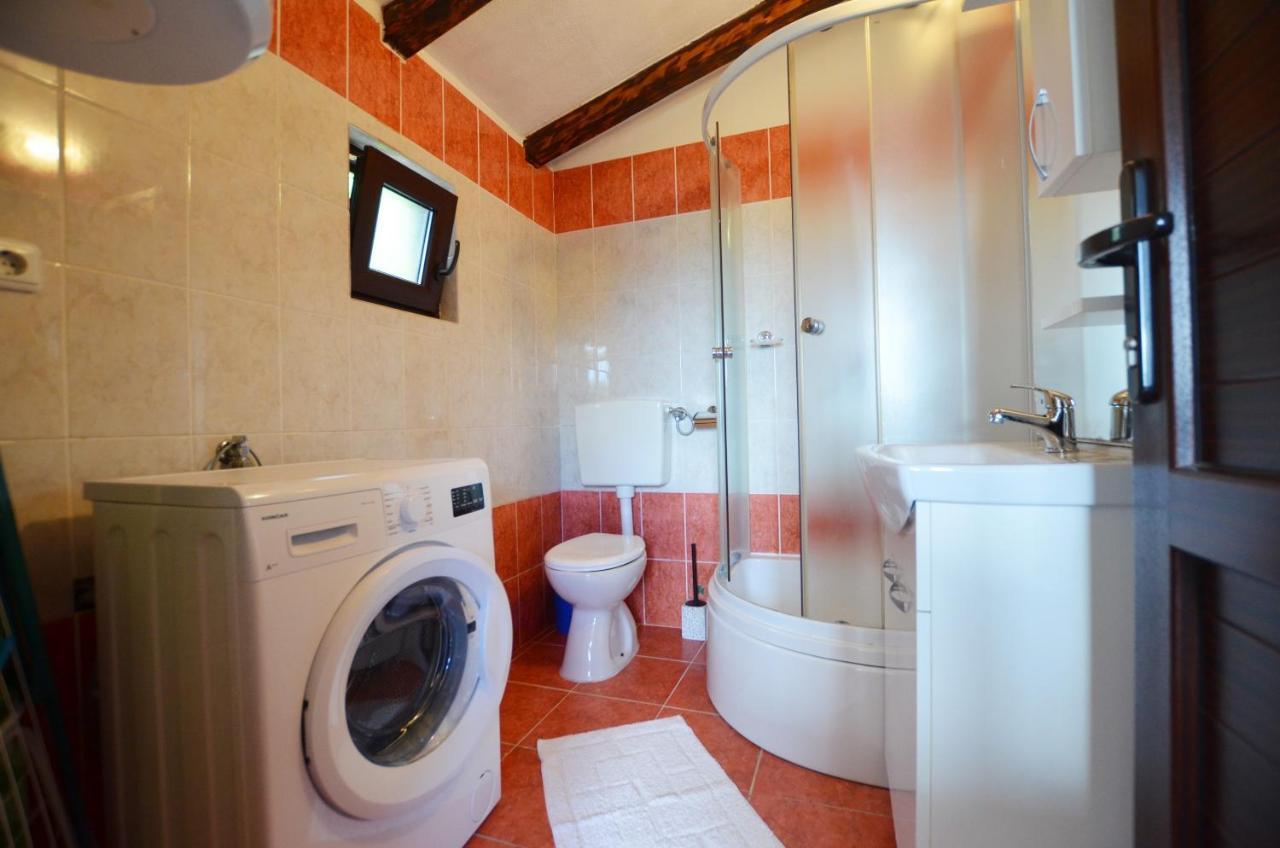 Zminj Apartments Екстериор снимка