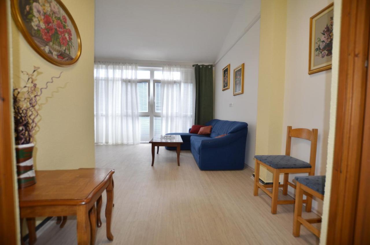 Zminj Apartments Екстериор снимка