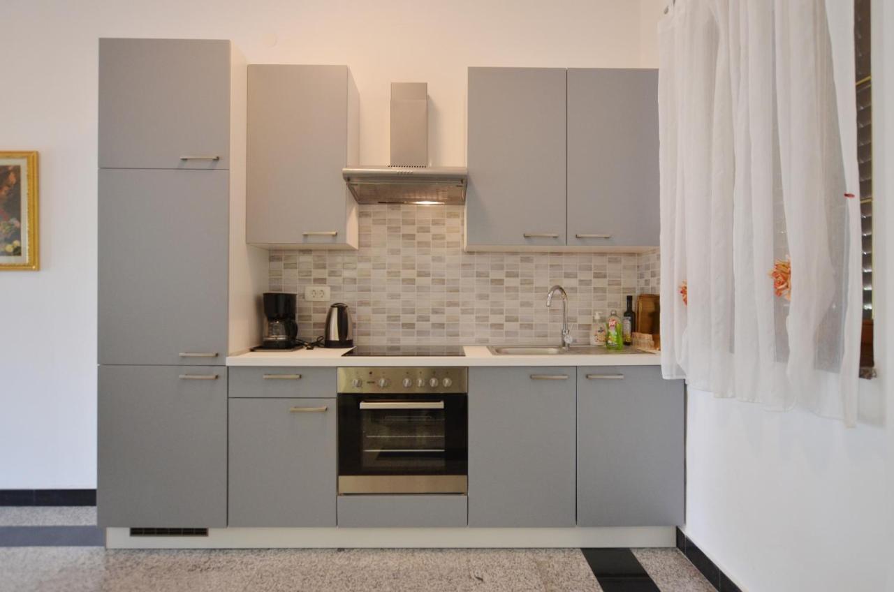 Zminj Apartments Екстериор снимка