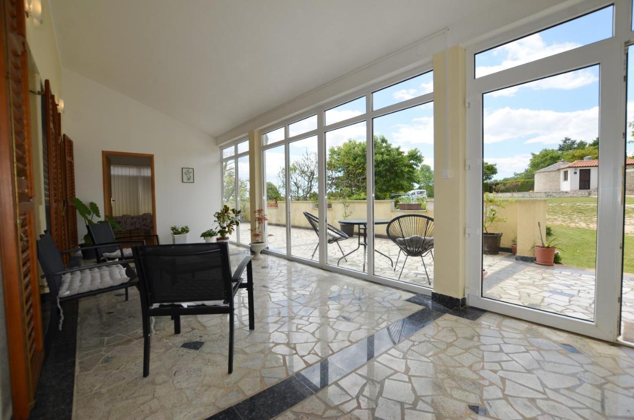 Zminj Apartments Екстериор снимка